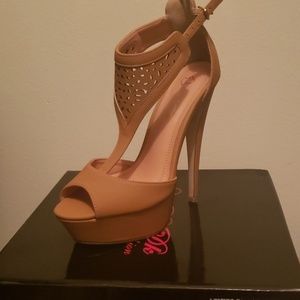 Nyssa Camel Stiletto